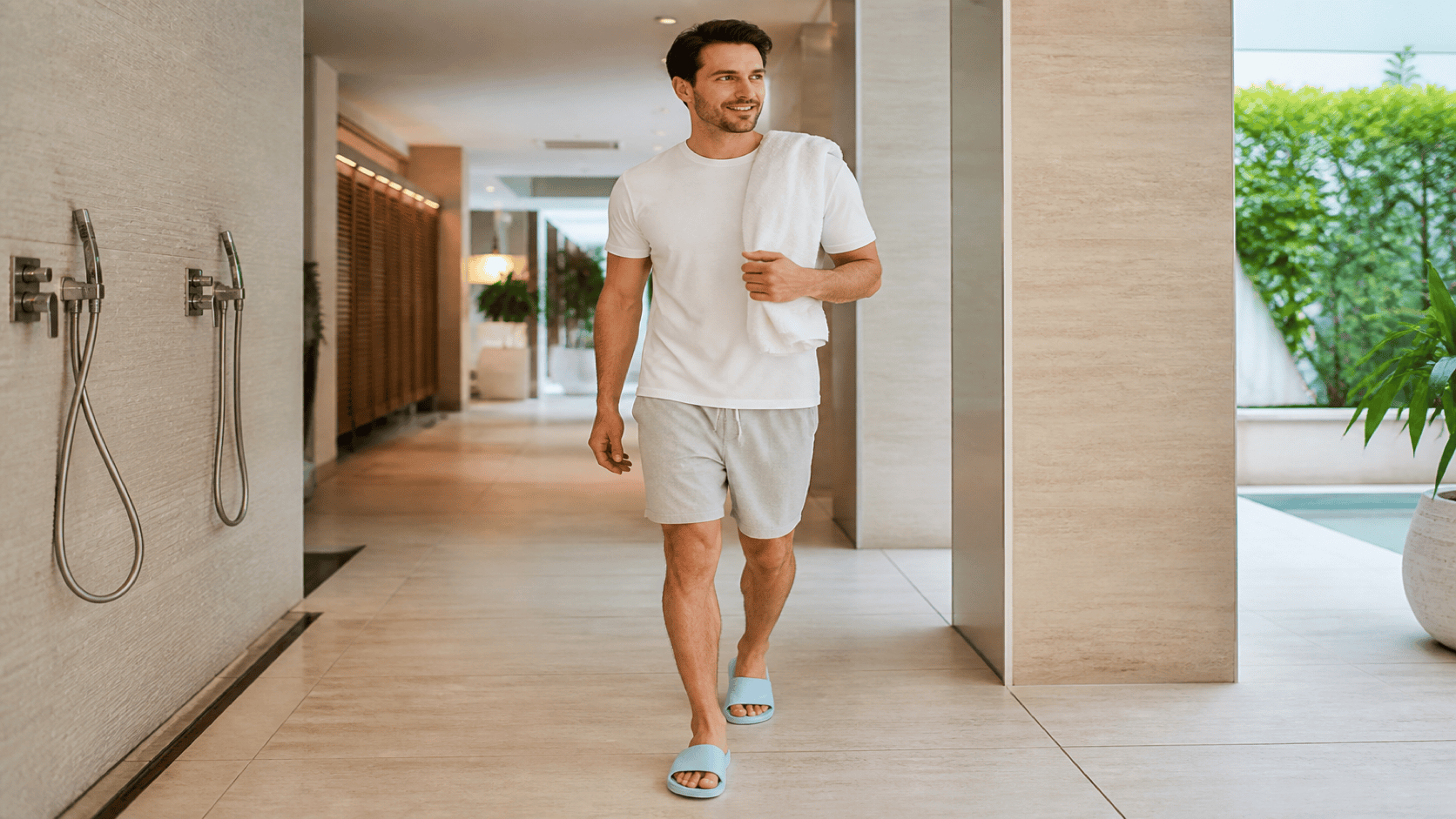 Shower Slides for Travel: Choosing Lightweight, Versatile Footwear