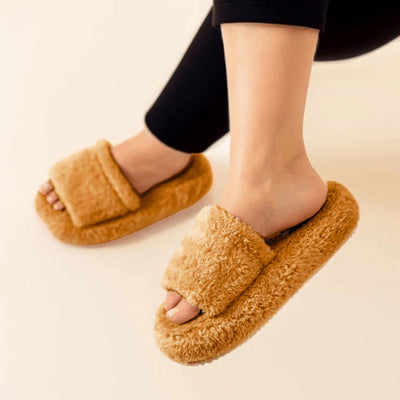 Cloud Slides - Huggy